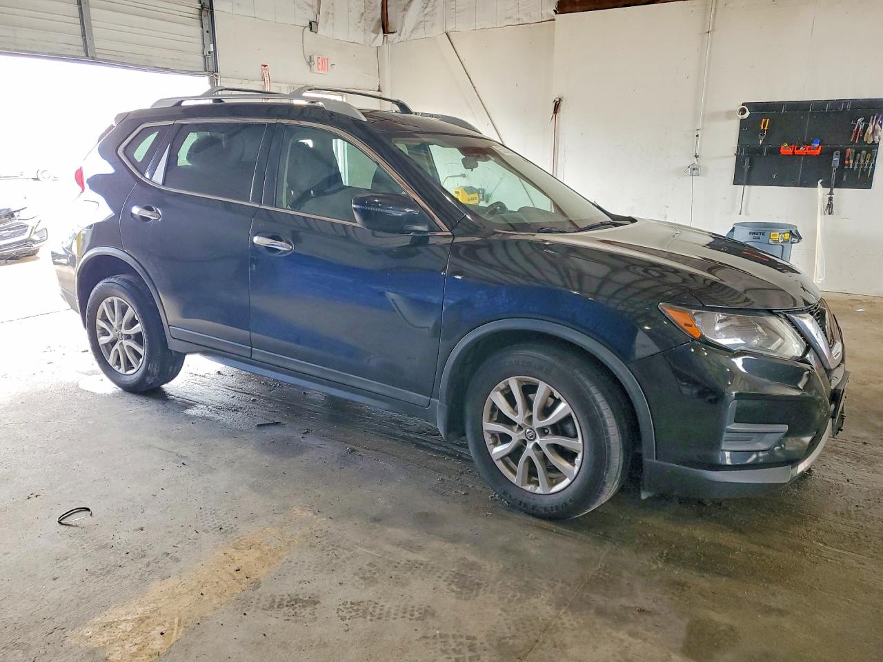 2019 NISSAN ROGUE S photo 10