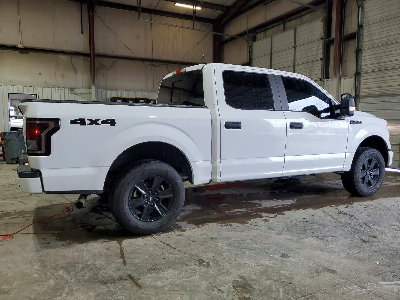 2017 FORD F150 SUPERCREW photo 5