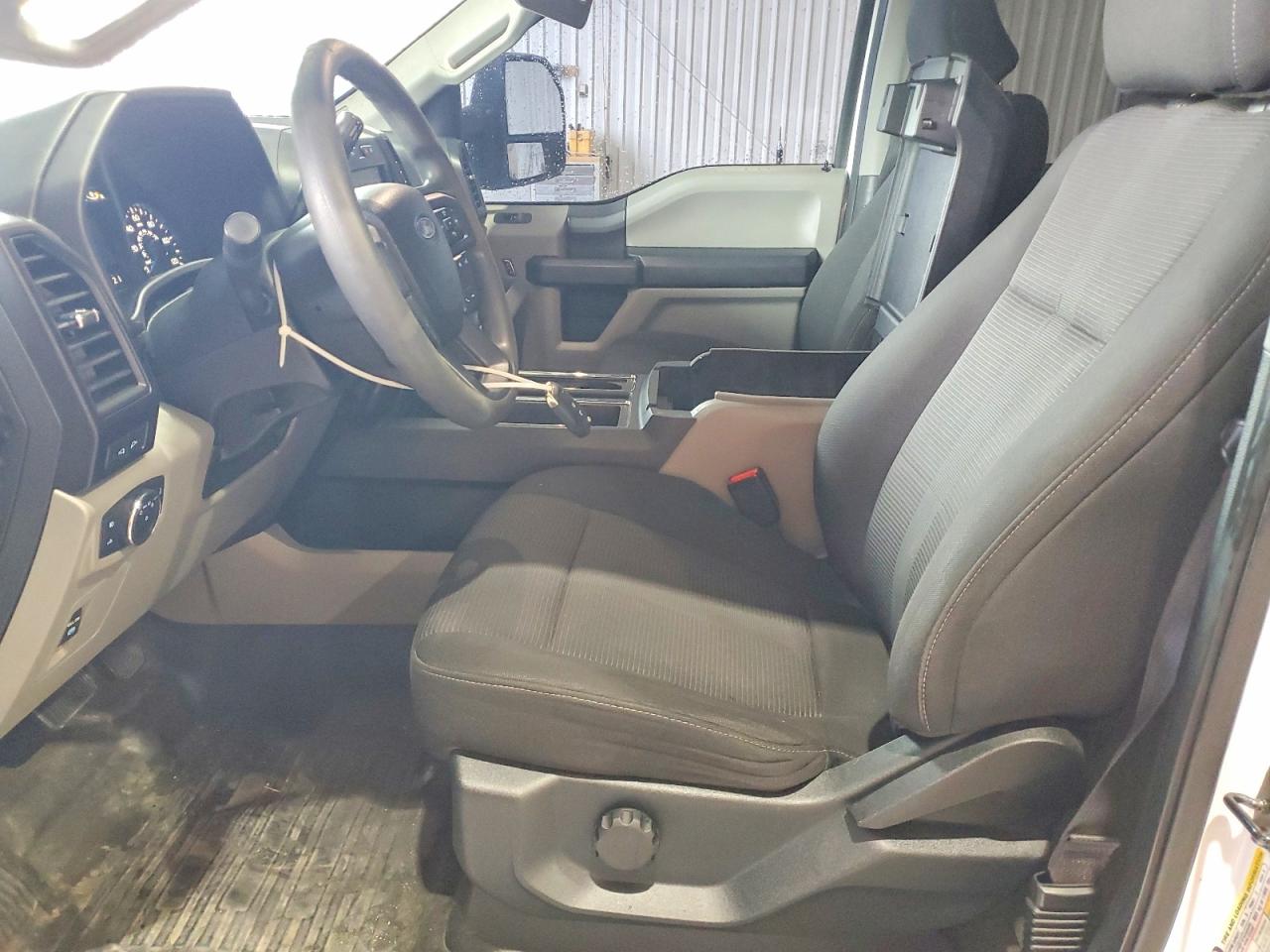 2017 FORD F150 SUPERCREW photo 13