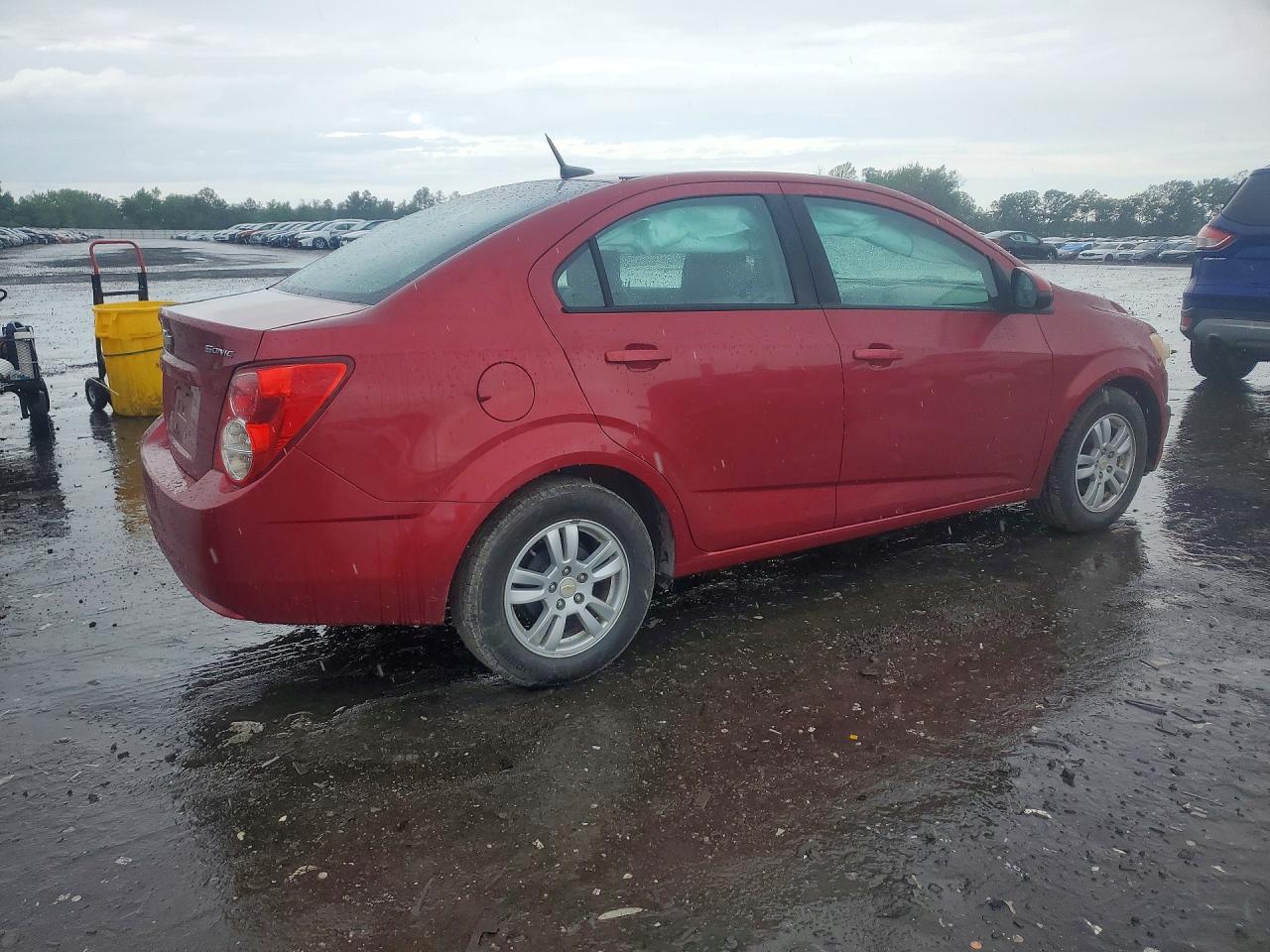 2012 CHEVROLET SONIC LS photo 5