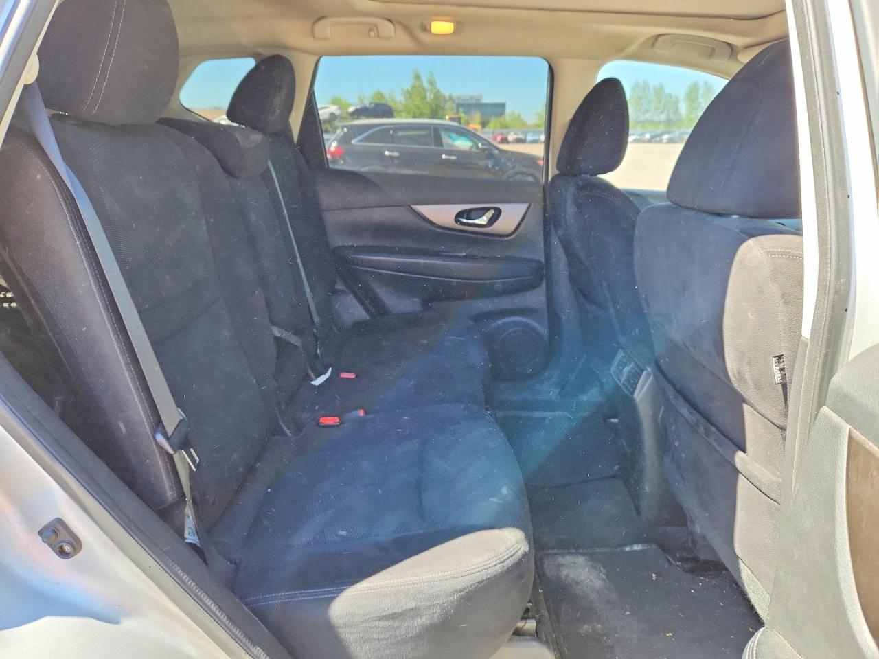 2014 NISSAN ROGUE S photo 21