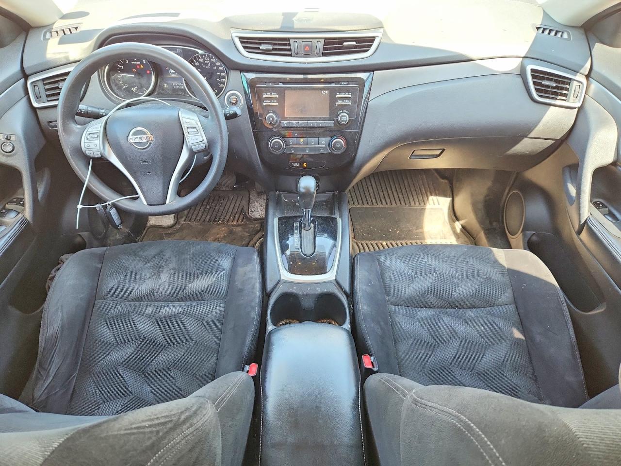 2014 NISSAN ROGUE S photo 15
