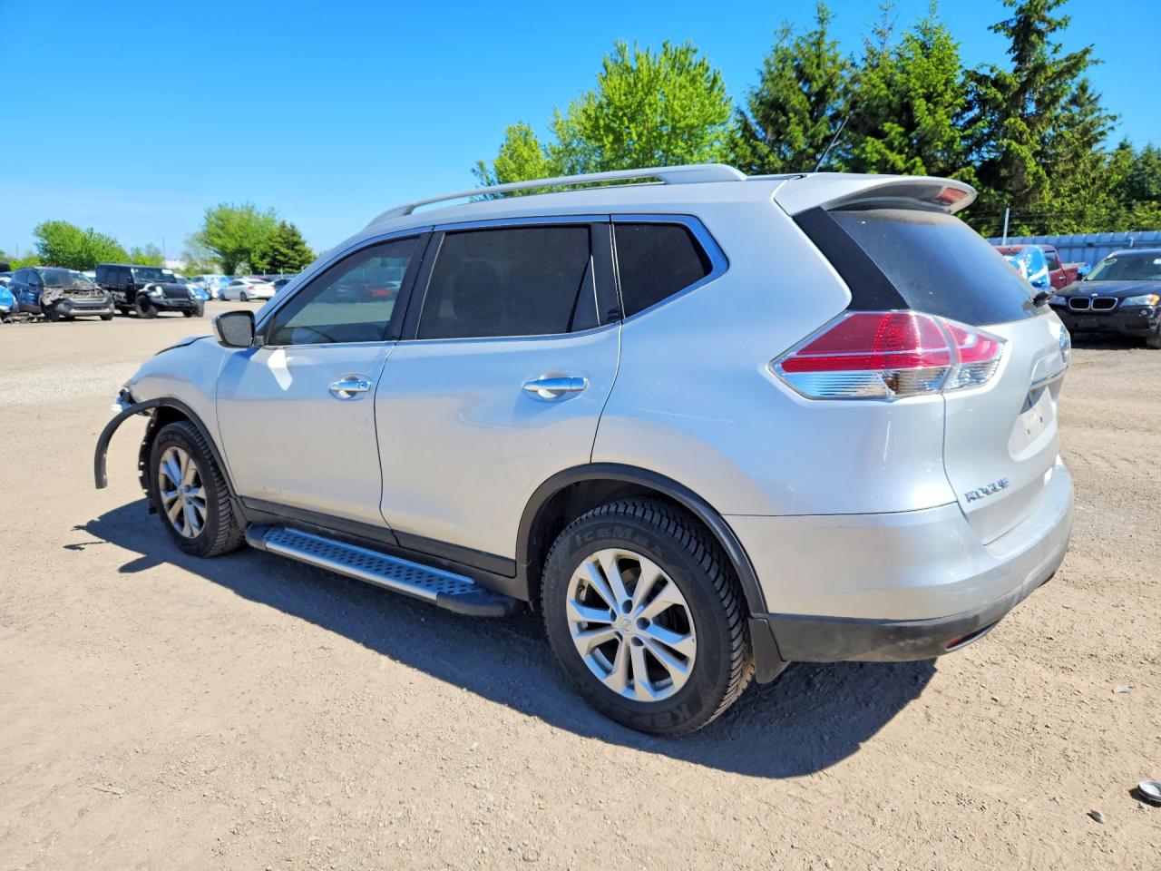 2014 NISSAN ROGUE S photo 3