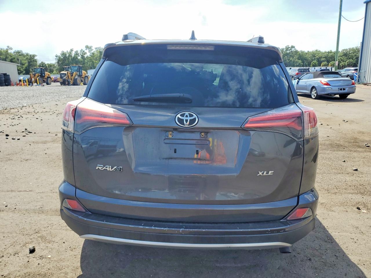 2016 TOYOTA RAV4 XLE photo 11