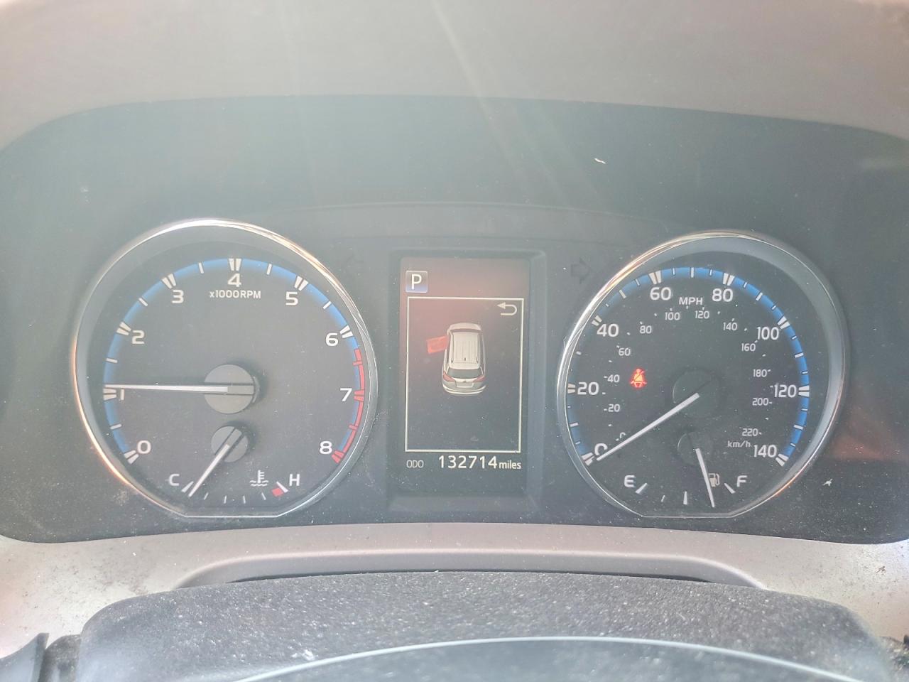 2016 TOYOTA RAV4 XLE photo 17