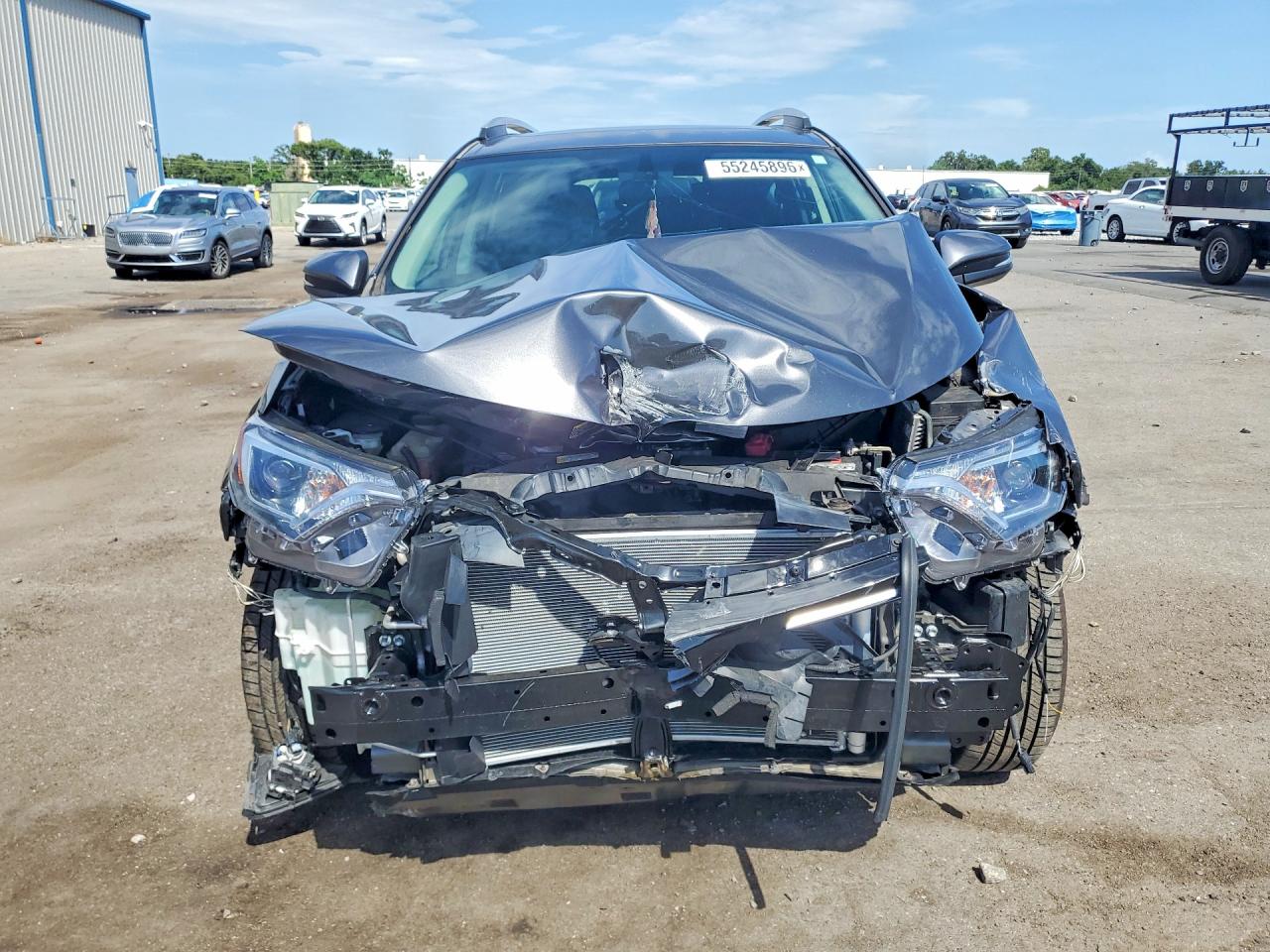 2016 TOYOTA RAV4 XLE photo 9