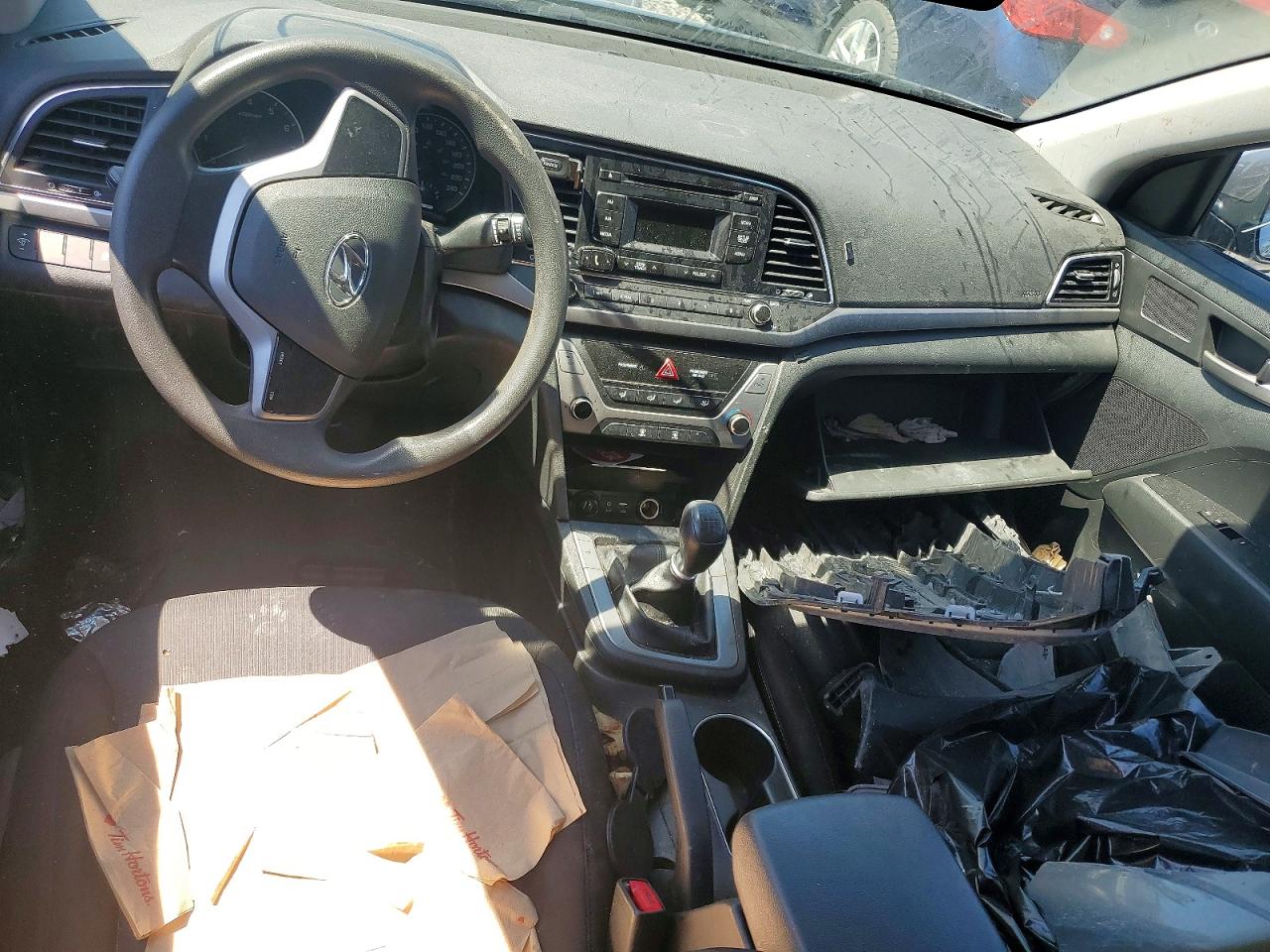 2018 HYUNDAI ELANTRA SE photo 15