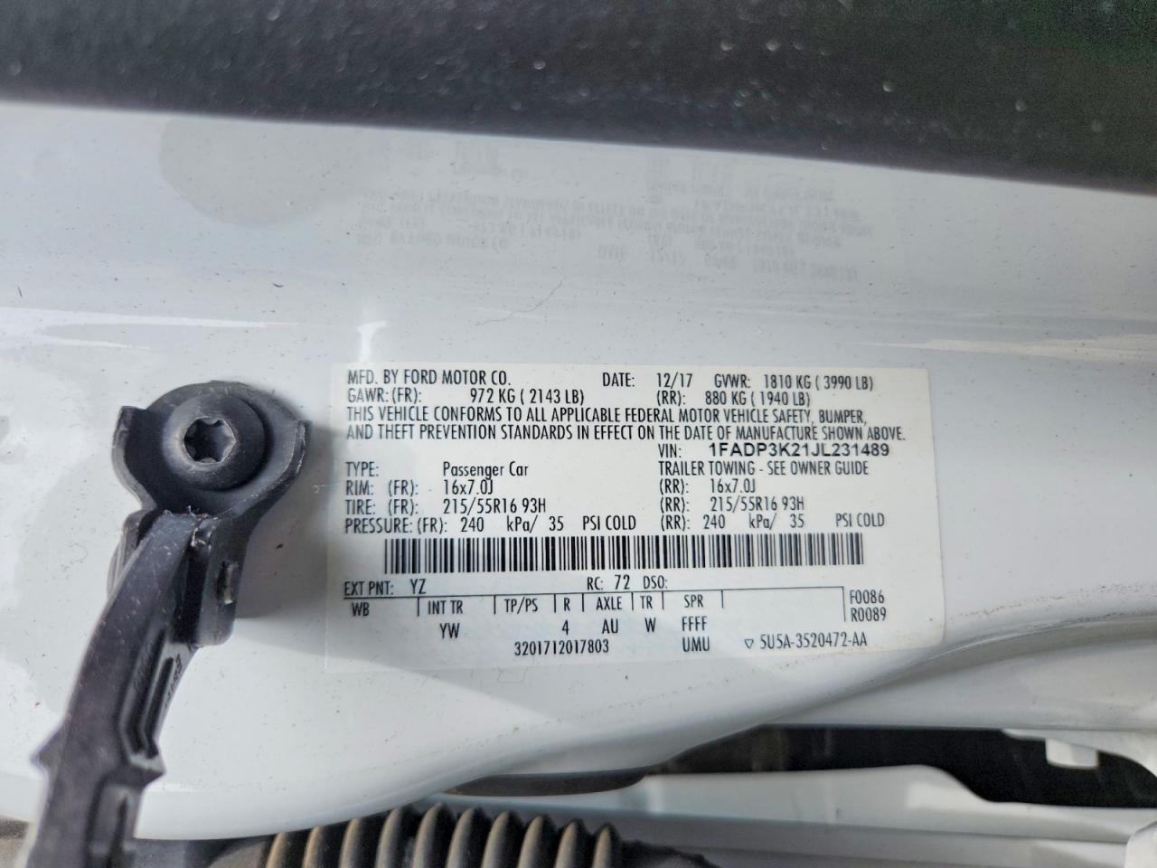 2018 FORD FOCUS SE photo 37