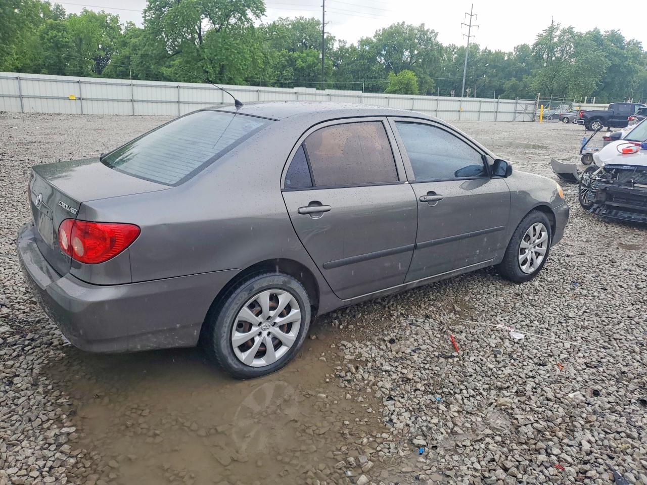 2005 TOYOTA COROLLA CE photo 5