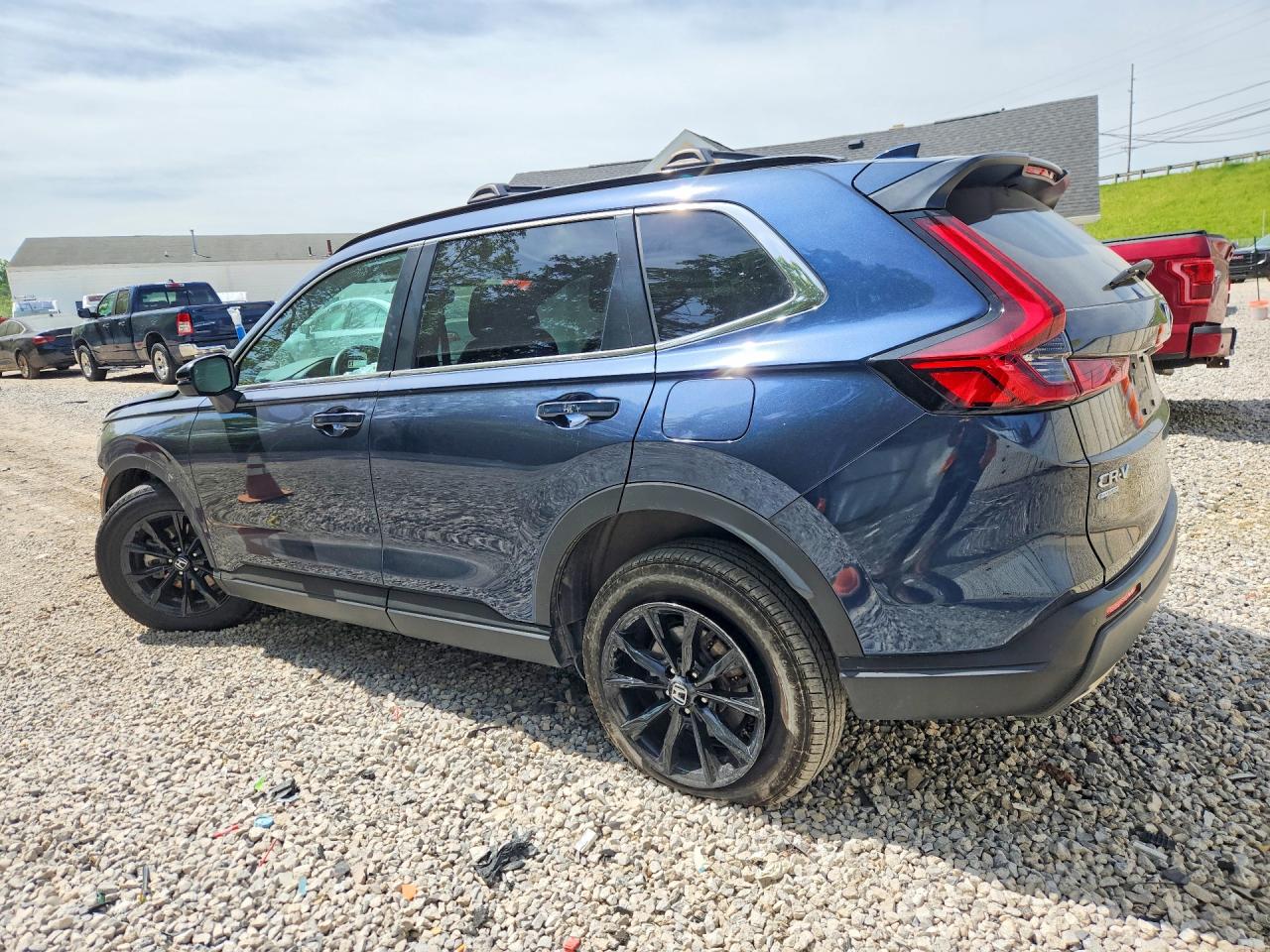 2025 HONDA CR-V SPORT-L photo 3