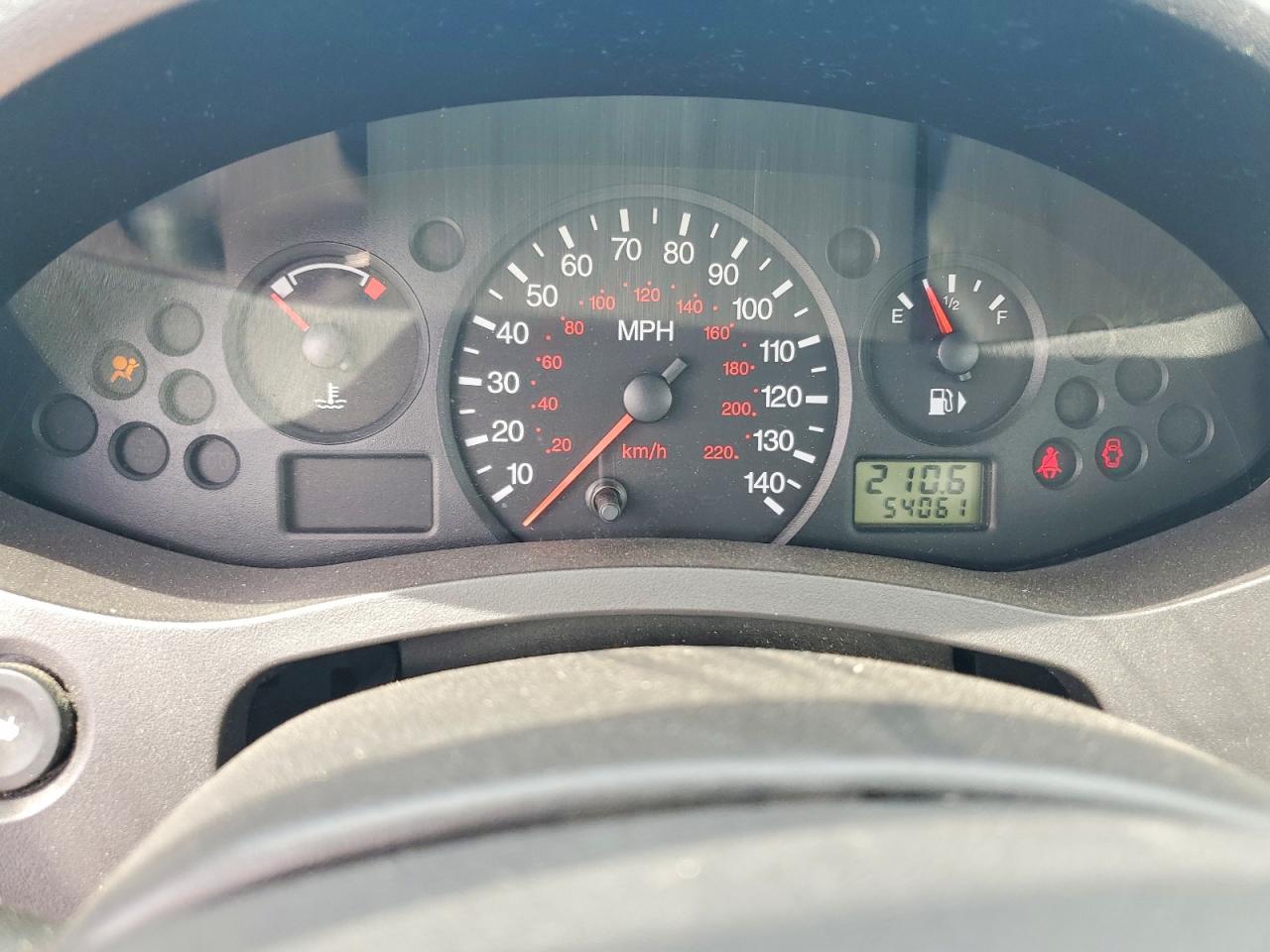 2007 FORD FOCUS ZX4 photo 9