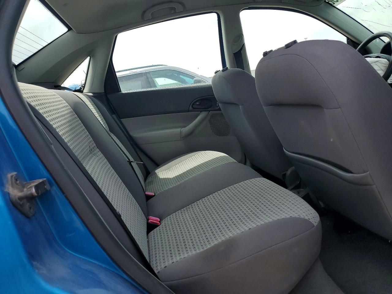 2007 FORD FOCUS ZX4 photo 10