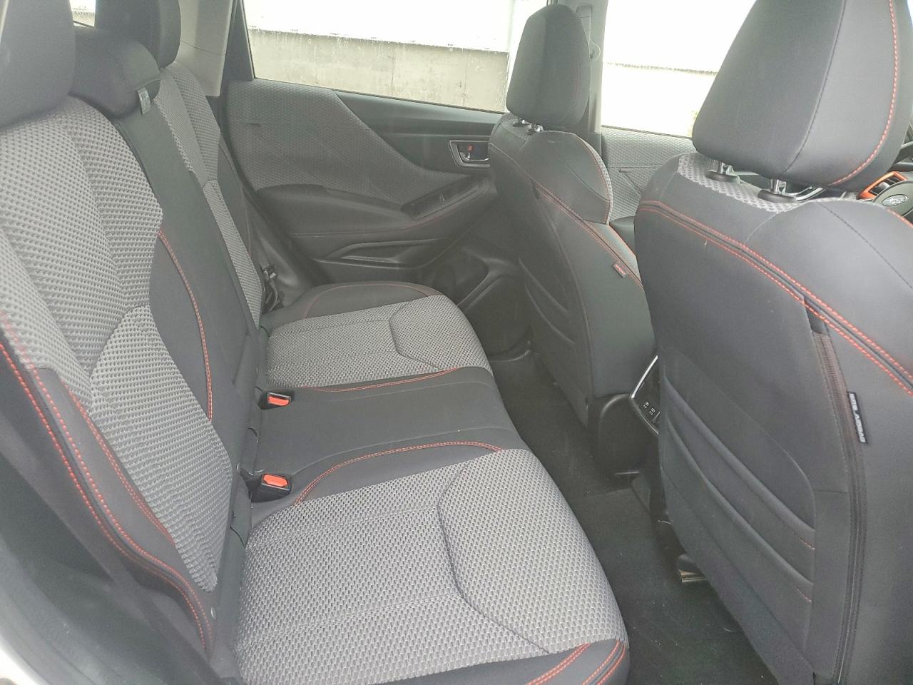 2019 SUBARU FORESTER SPORT photo 31