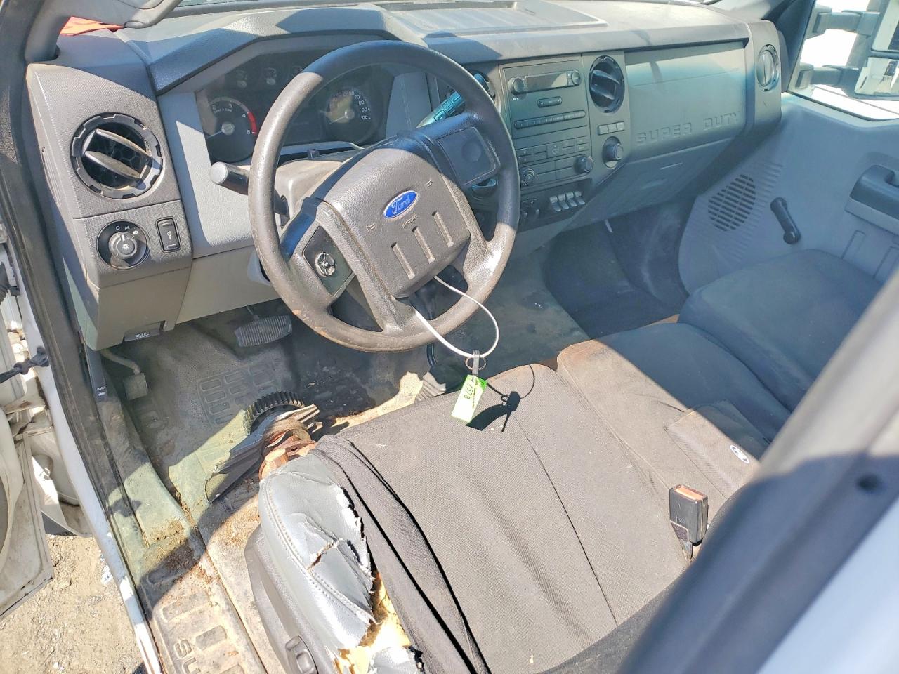 2015 FORD F550 SUPER DUTY CHIPPER TRUCK photo 15