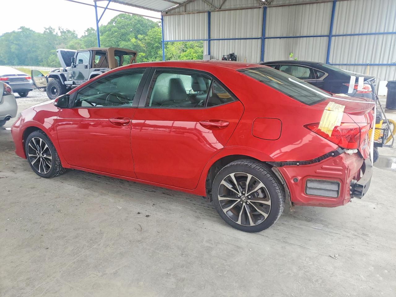 2017 TOYOTA COROLLA SE photo 4
