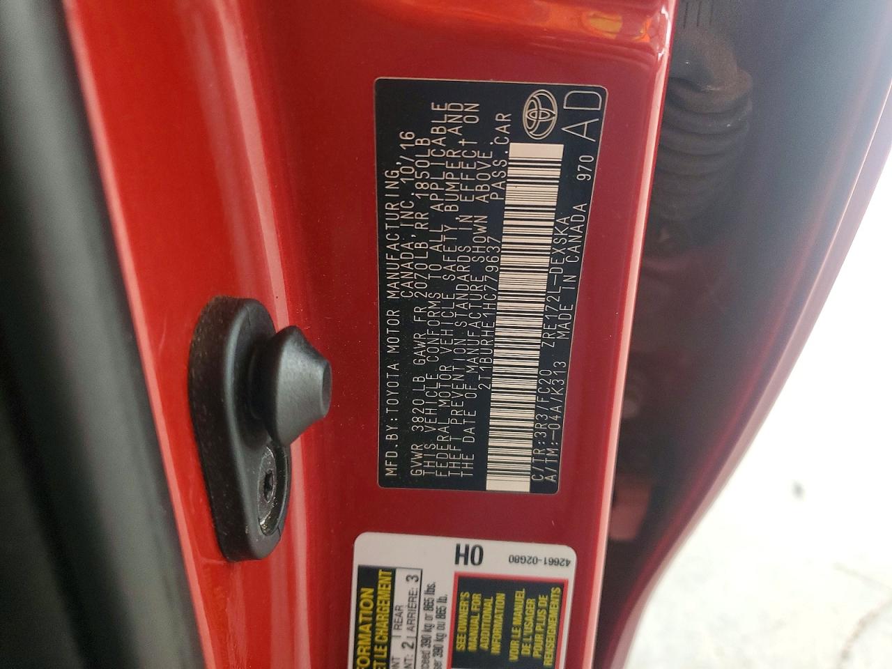 2017 TOYOTA COROLLA SE photo 34
