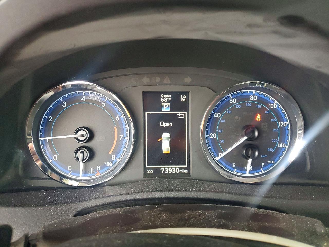 2017 TOYOTA COROLLA SE photo 25