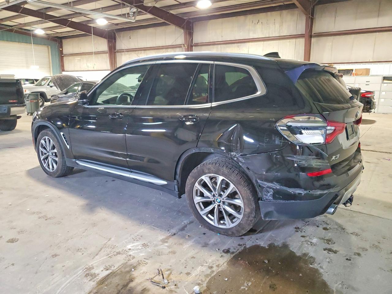 2018 BMW X3 XDRIVE30I photo 2