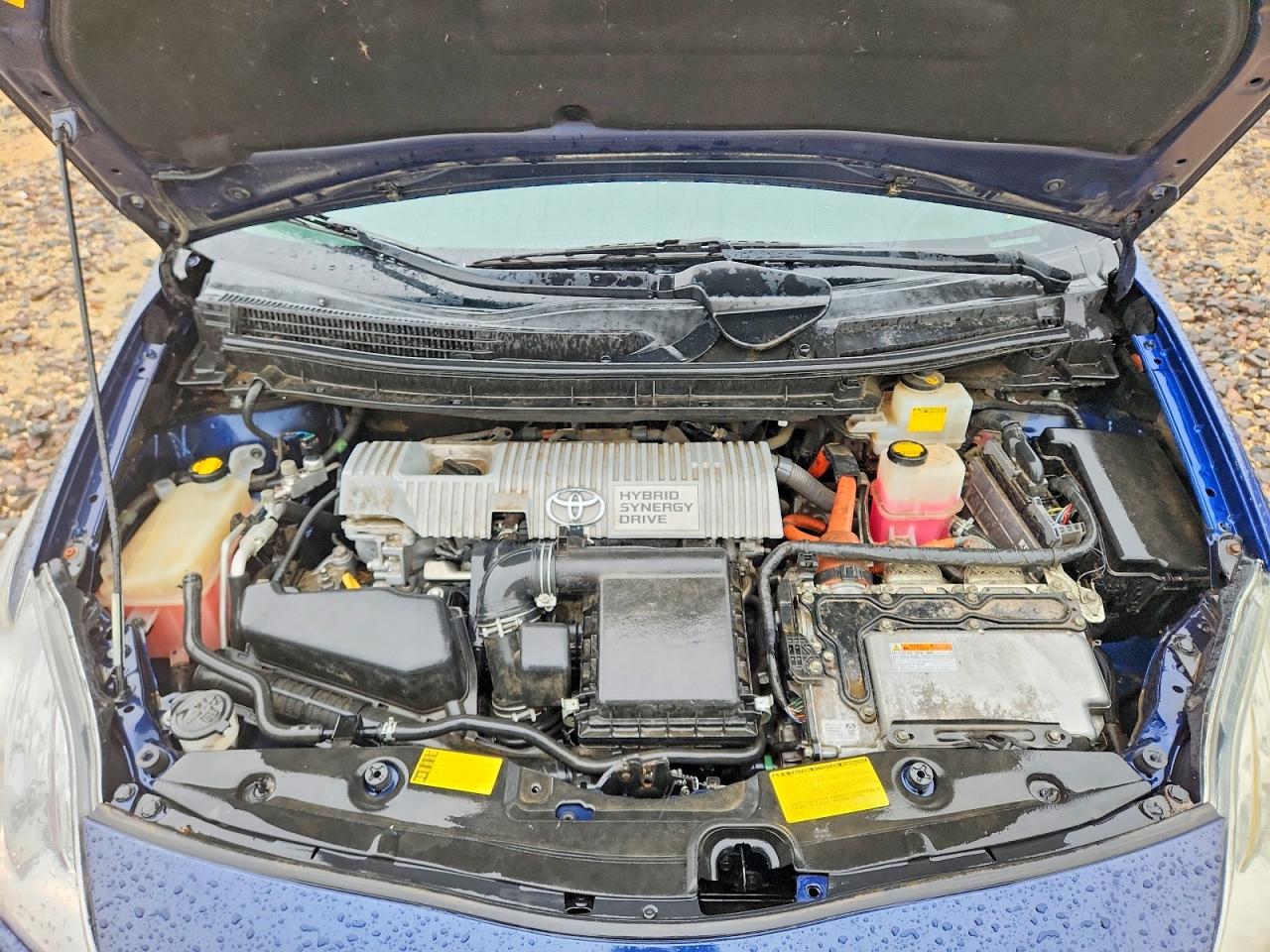 2012 TOYOTA PRIUS TWO photo 21