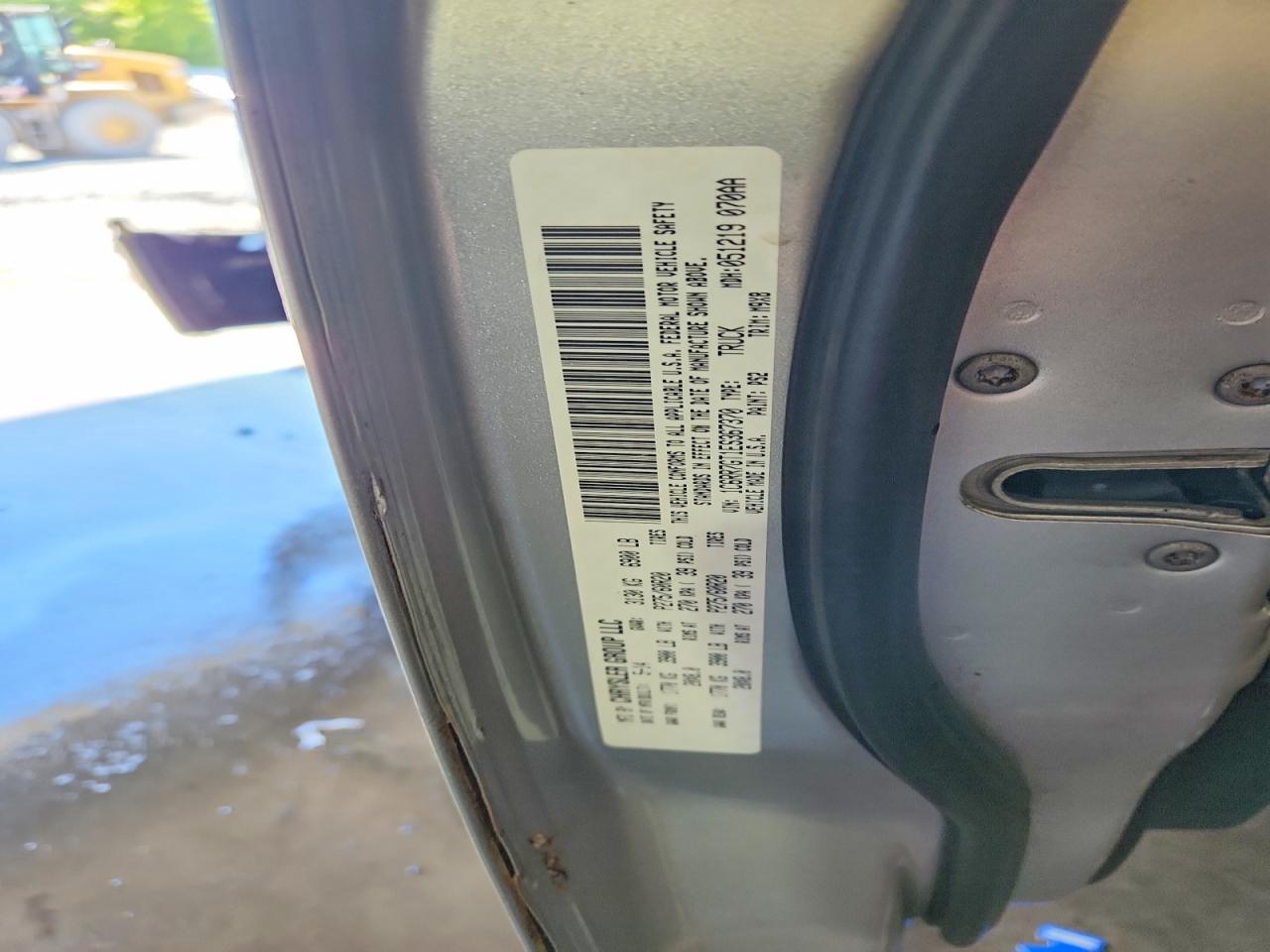 2014 RAM 1500 SLT photo 23