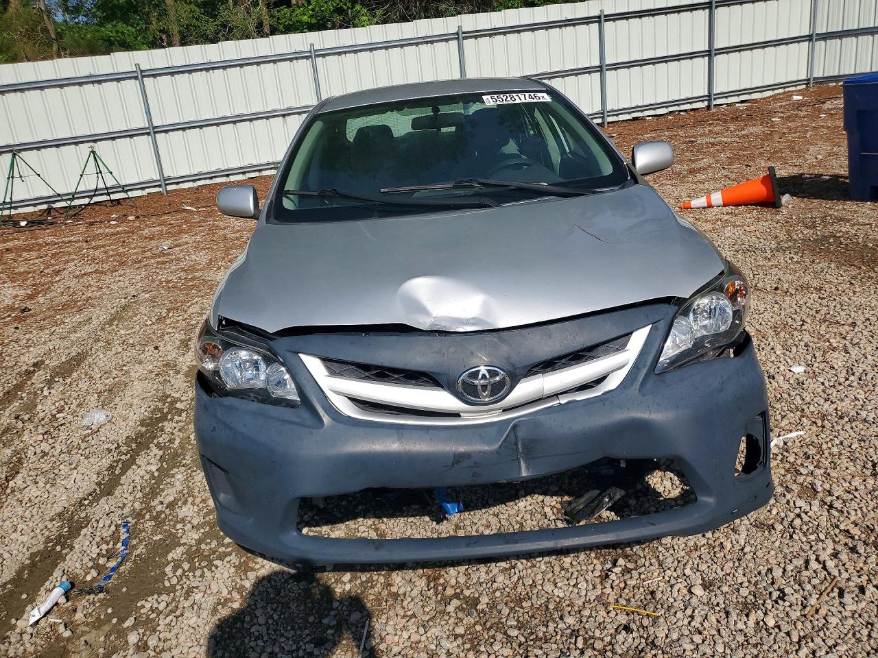 2013 TOYOTA COROLLA L photo 13