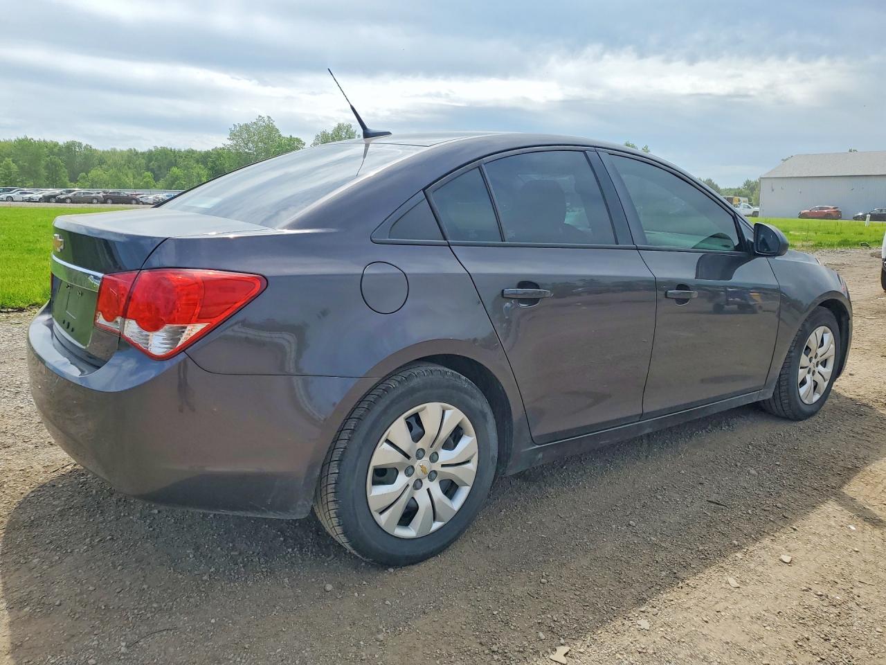2014 CHEVROLET CRUZE photo 3