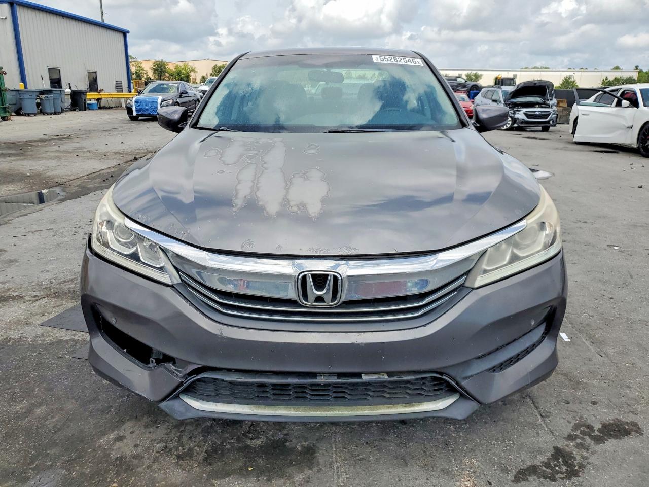 2017 HONDA ACCORD LX photo 5