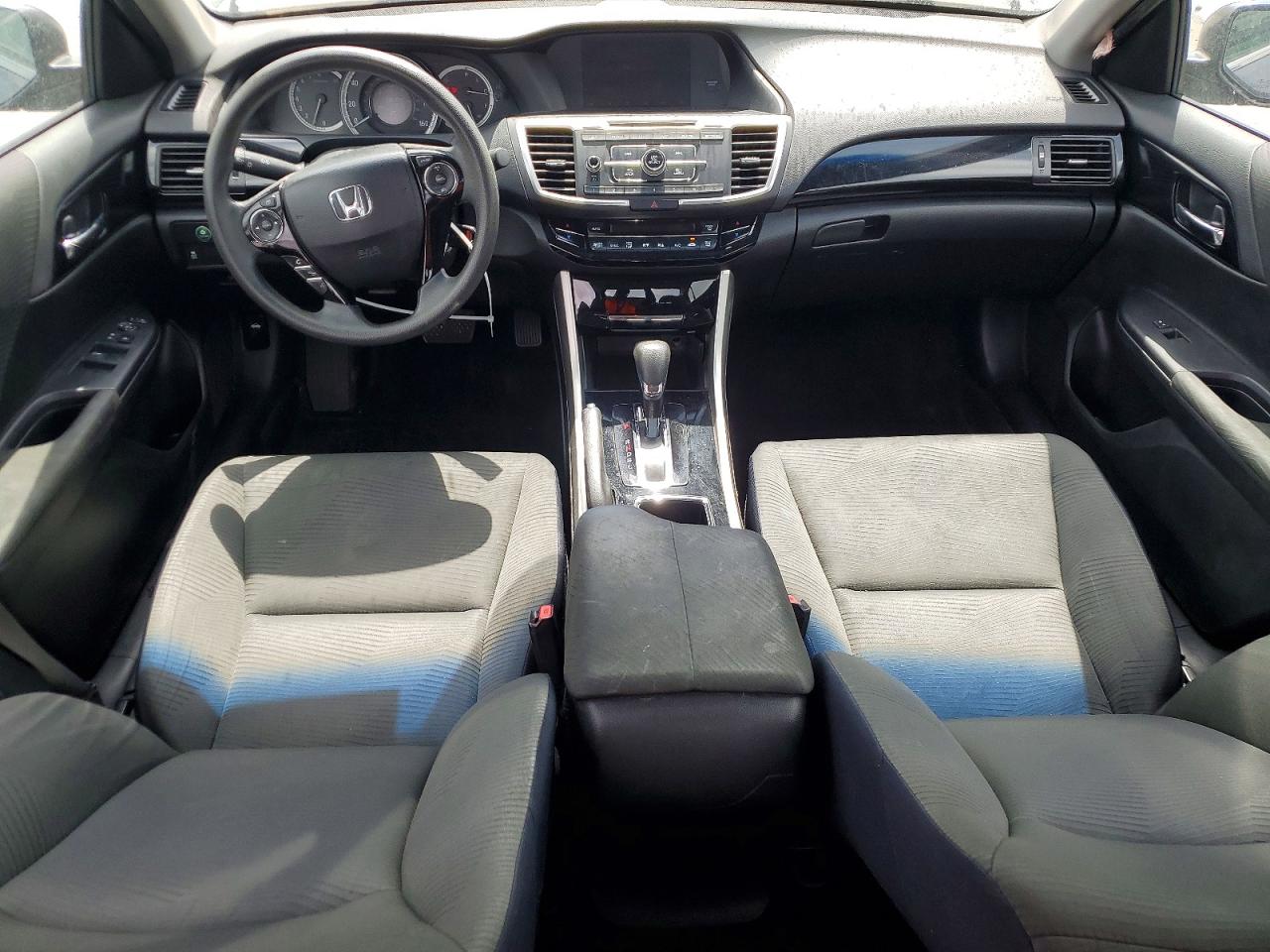 2017 HONDA ACCORD LX photo 8