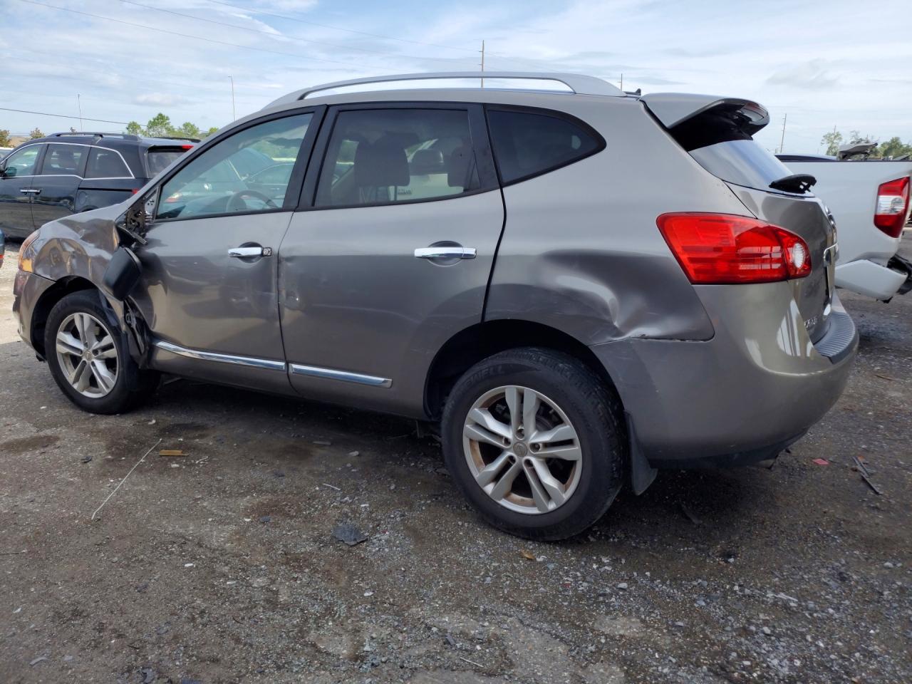 2015 NISSAN ROGUE SELECT S photo 4