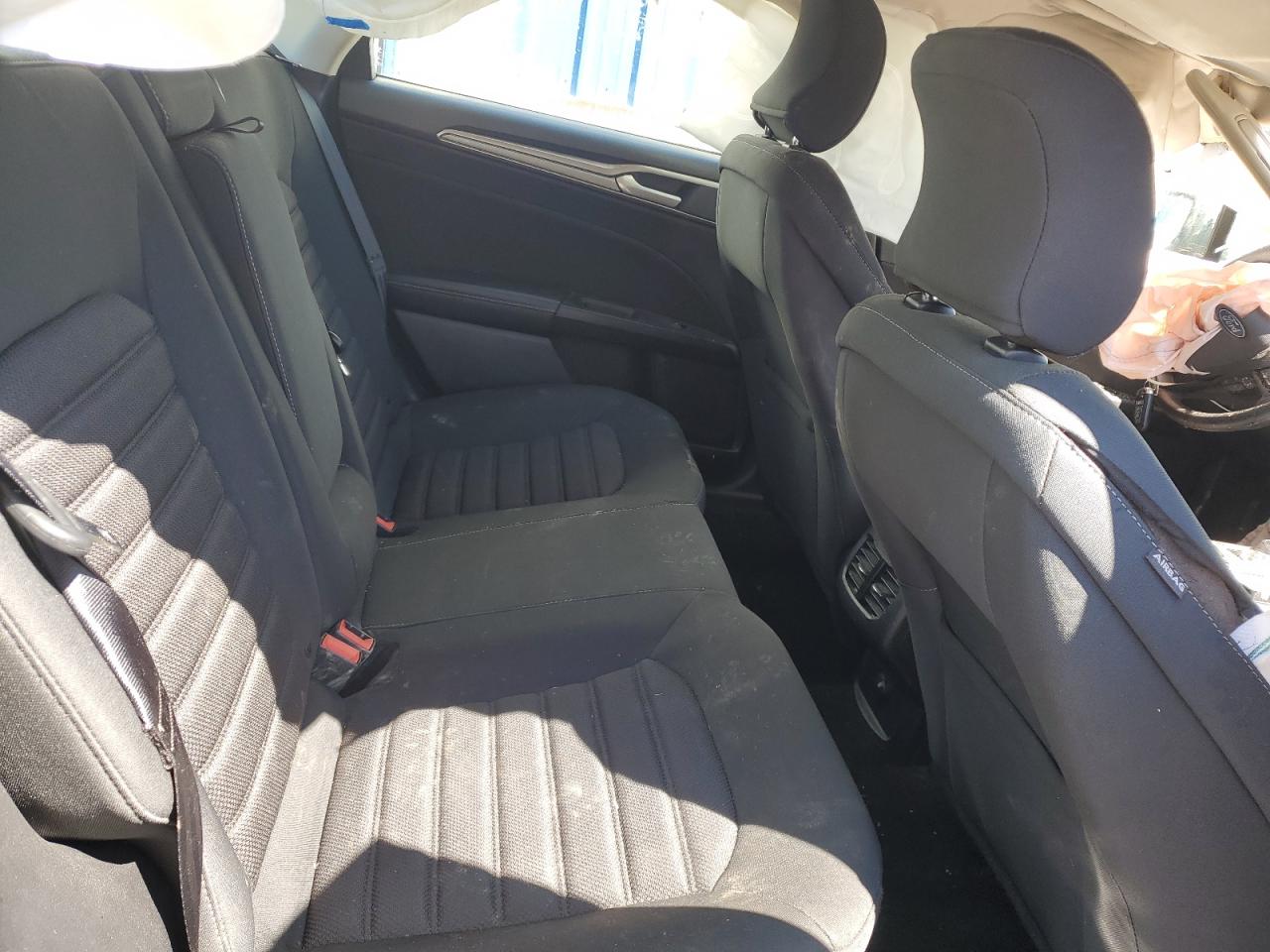 2019 FORD FUSION SE photo 10