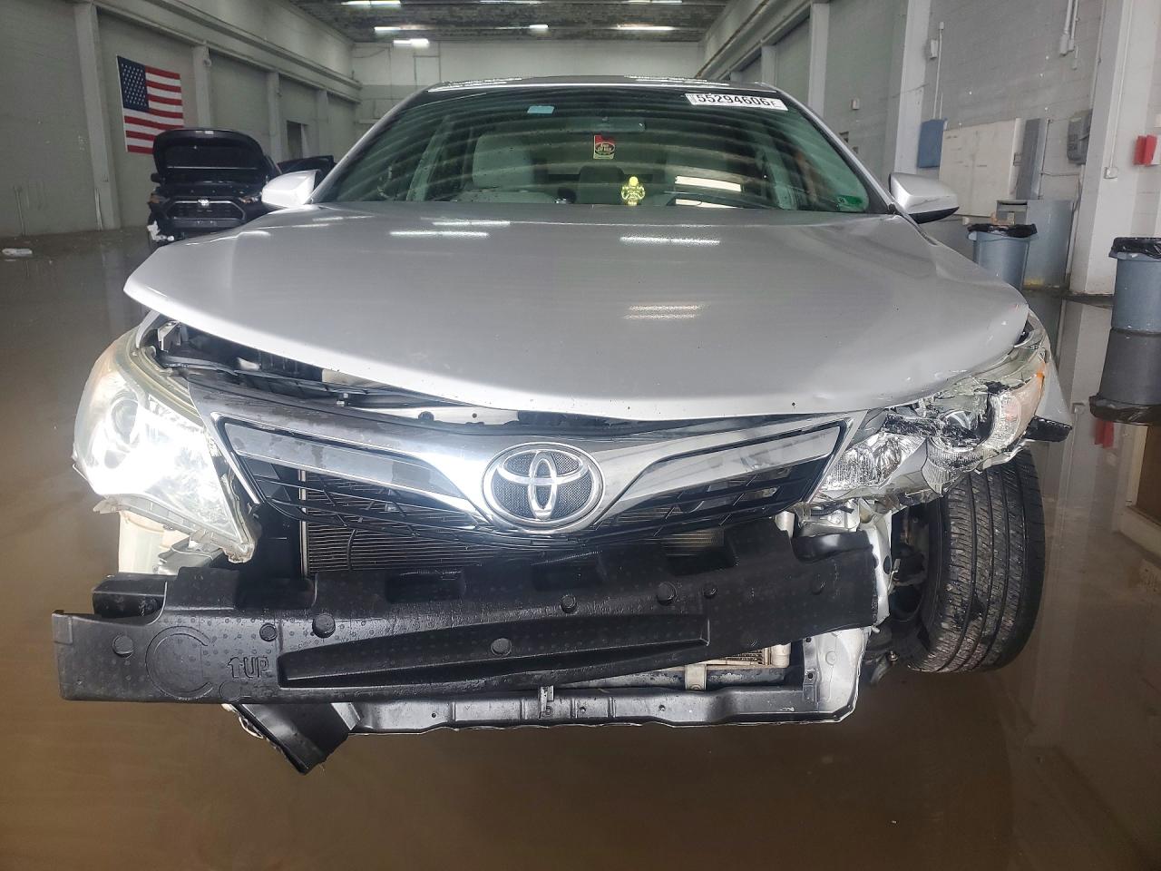 2012 TOYOTA CAMRY LE photo 9