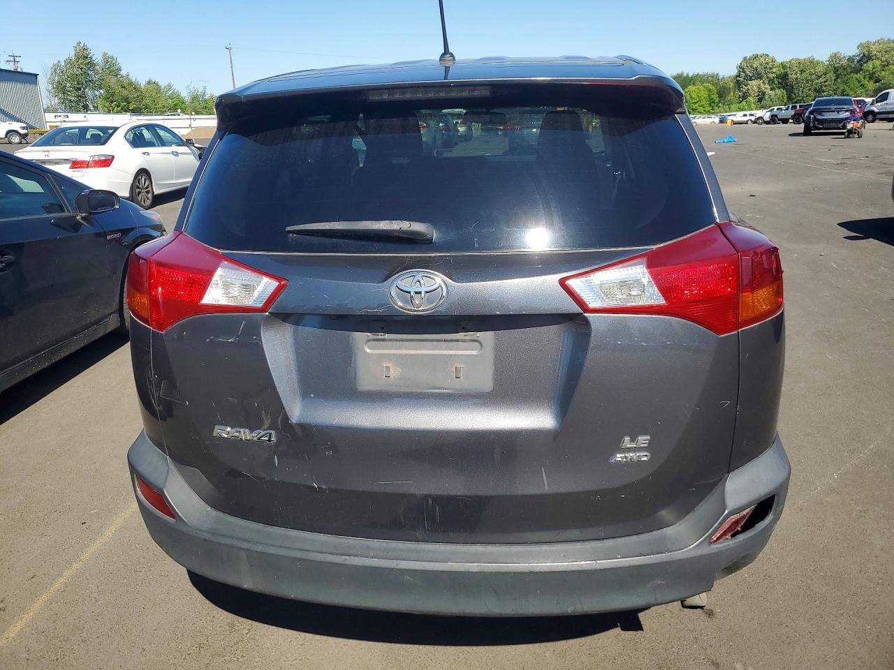 2013 TOYOTA RAV4 LE photo 11