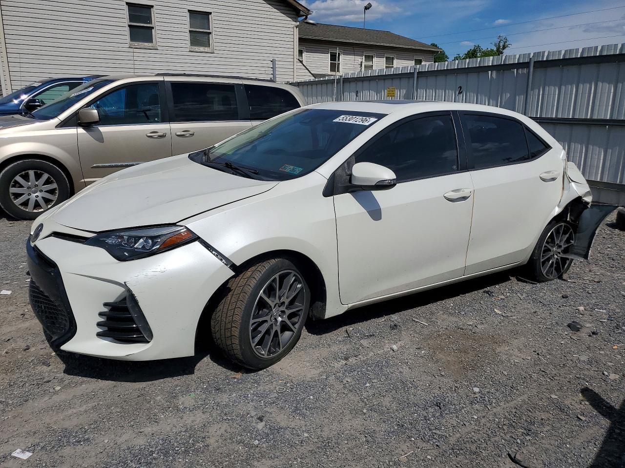 2017 TOYOTA COROLLA