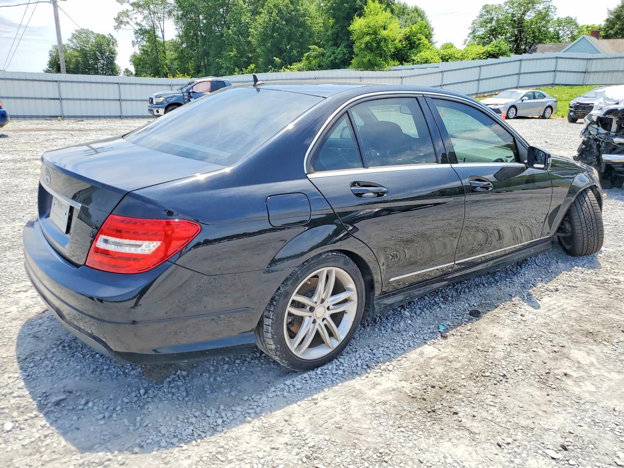 2013 MERCEDES-BENZ C 250 photo 3