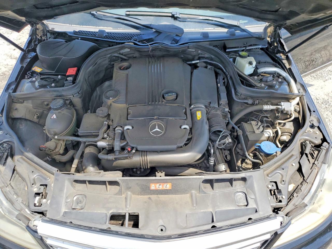 2013 MERCEDES-BENZ C 250 photo 11