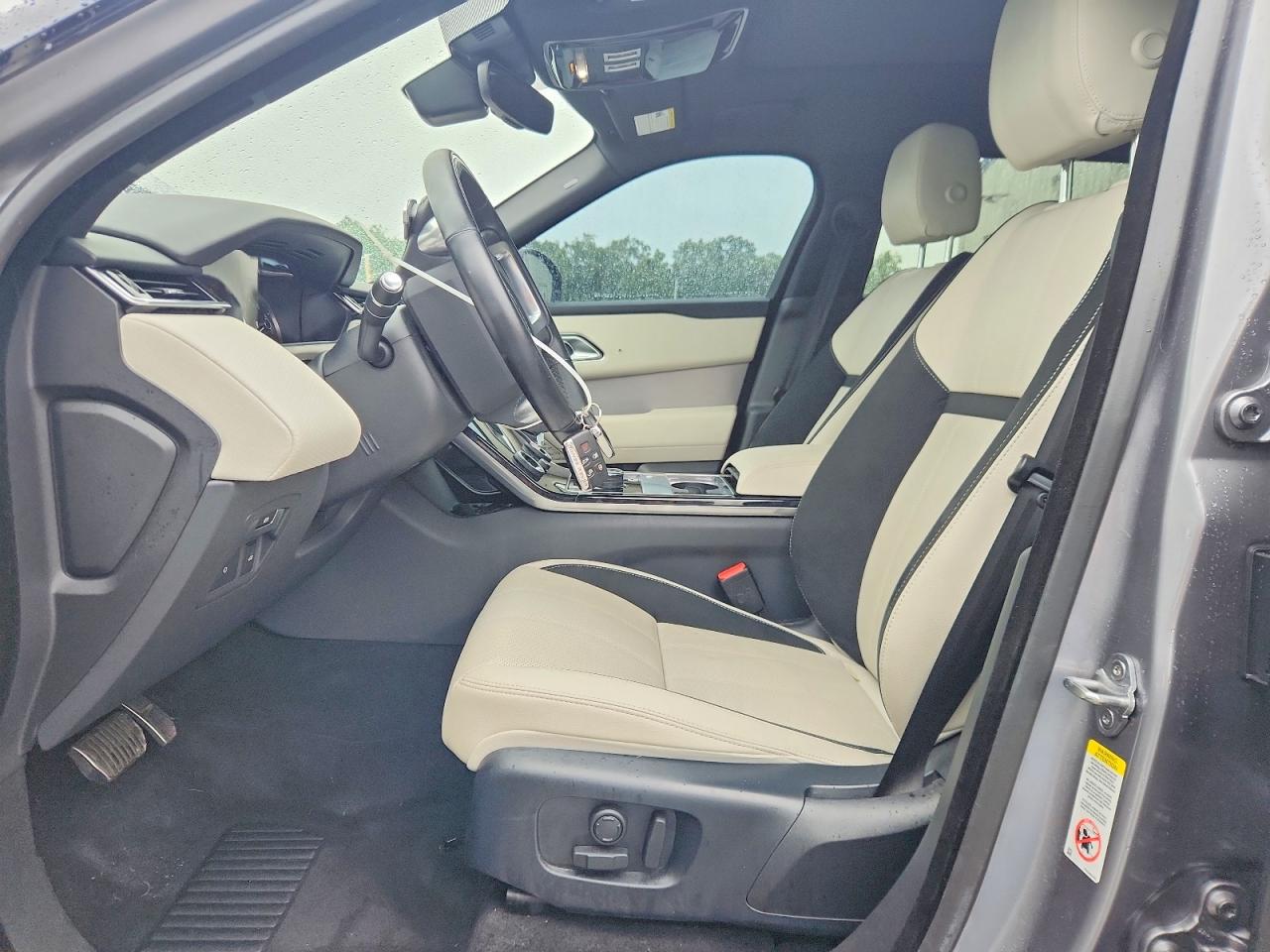 2020 LAND ROVER RANGE ROVER VELAR R-DYNAMIC S photo 13
