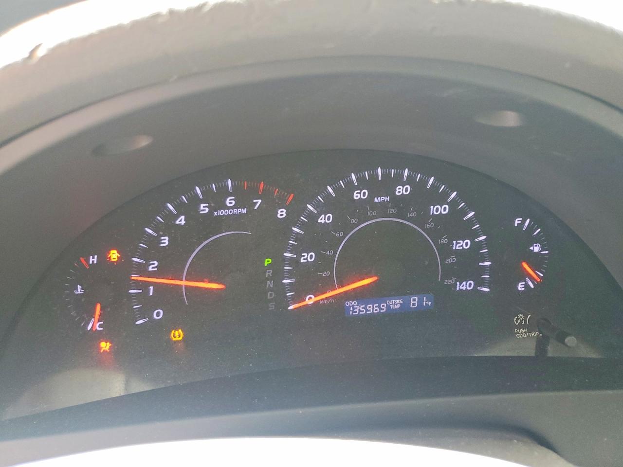 2011 TOYOTA CAMRY LE photo 17