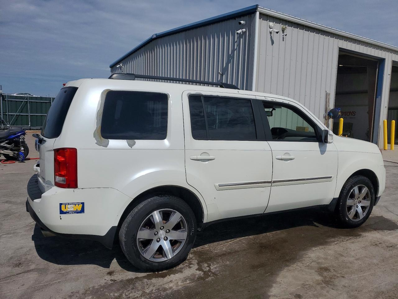 2015 HONDA PILOT TOURING photo 7