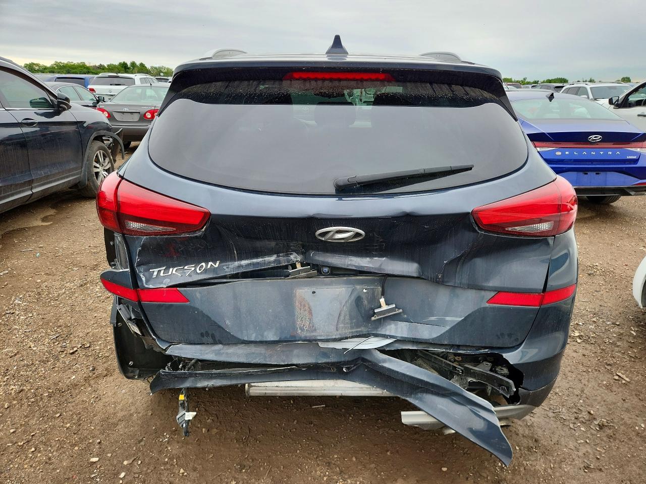 2020 HYUNDAI TUCSON SEL photo 11