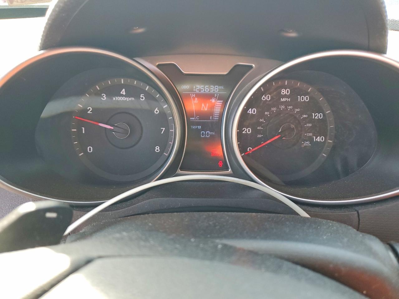 2012 HYUNDAI VELOSTER BASE photo 17