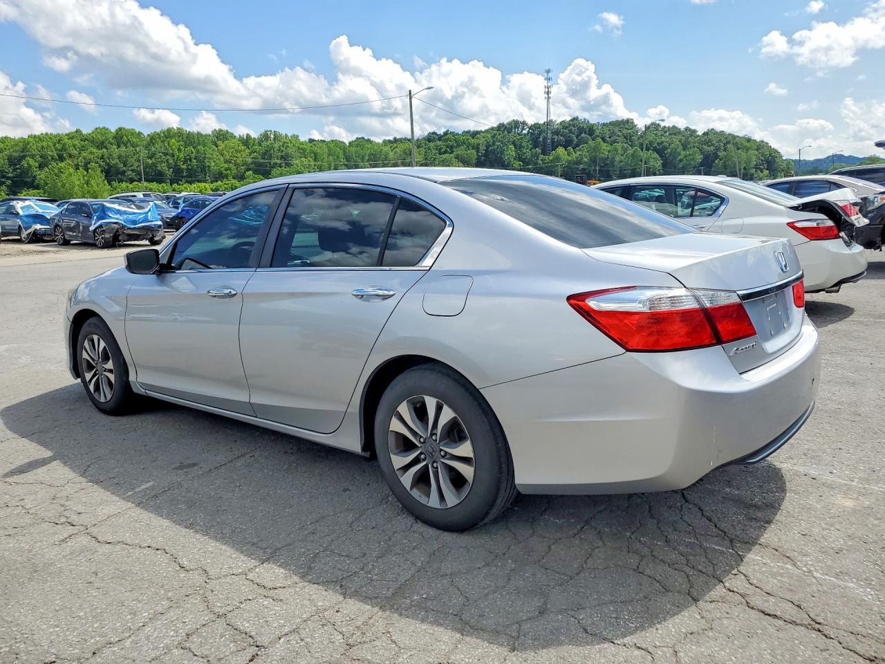 2013 HONDA ACCORD photo 2
