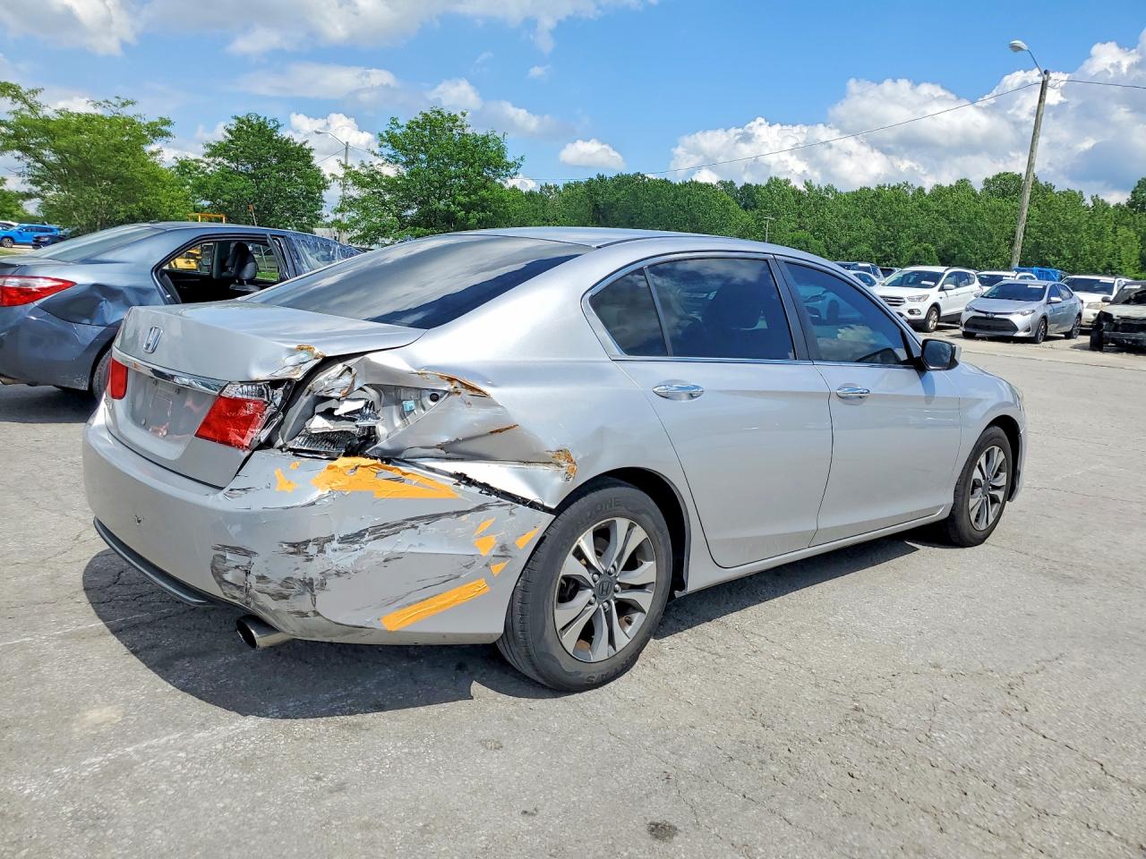 2013 HONDA ACCORD photo 3
