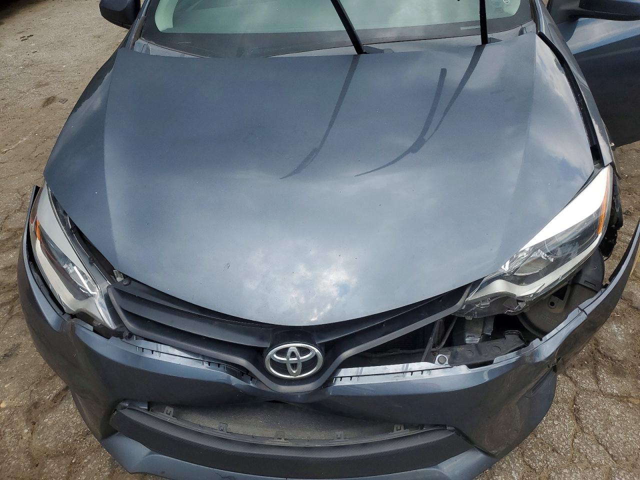 2015 TOYOTA COROLLA L photo 21