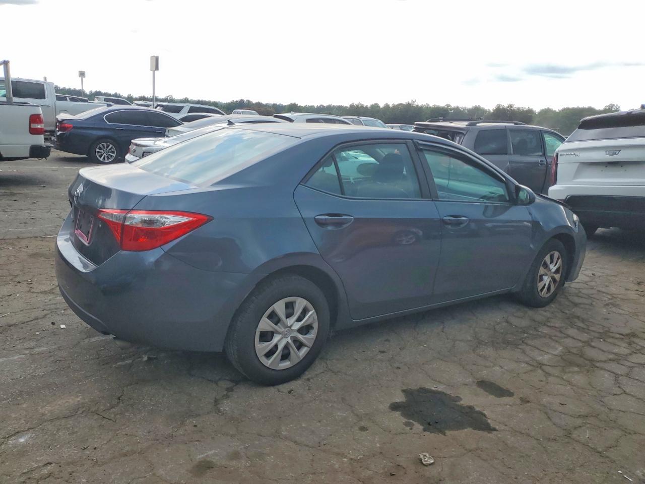 2015 TOYOTA COROLLA L photo 5