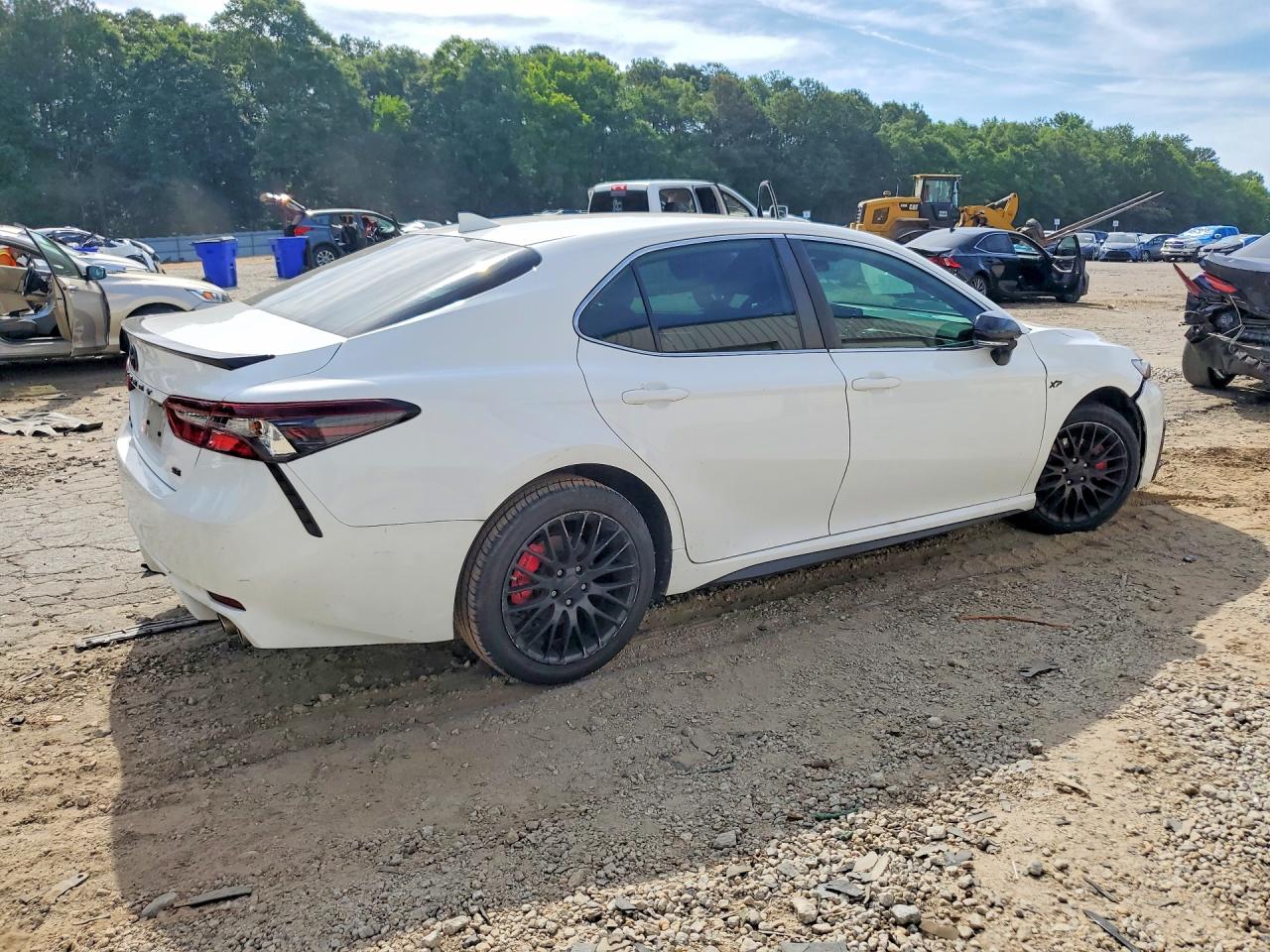 2022 TOYOTA CAMRY SE photo 5
