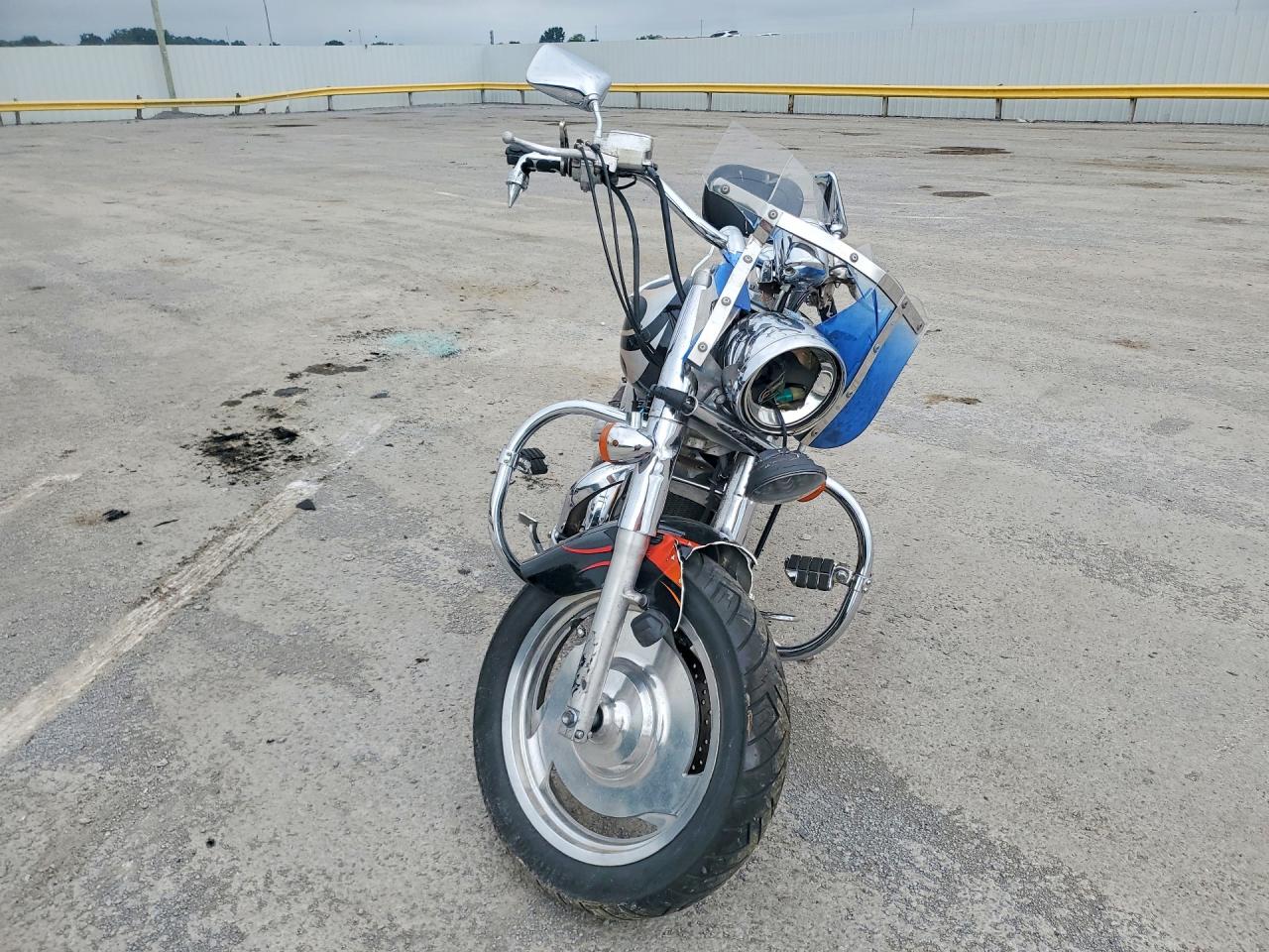 2005 HONDA VT1100 C2 photo 3