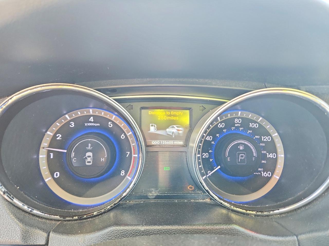 2014 HYUNDAI SONATA SE photo 9