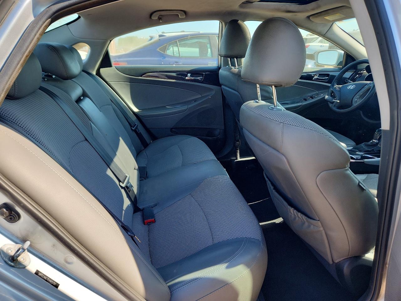 2014 HYUNDAI SONATA SE photo 10