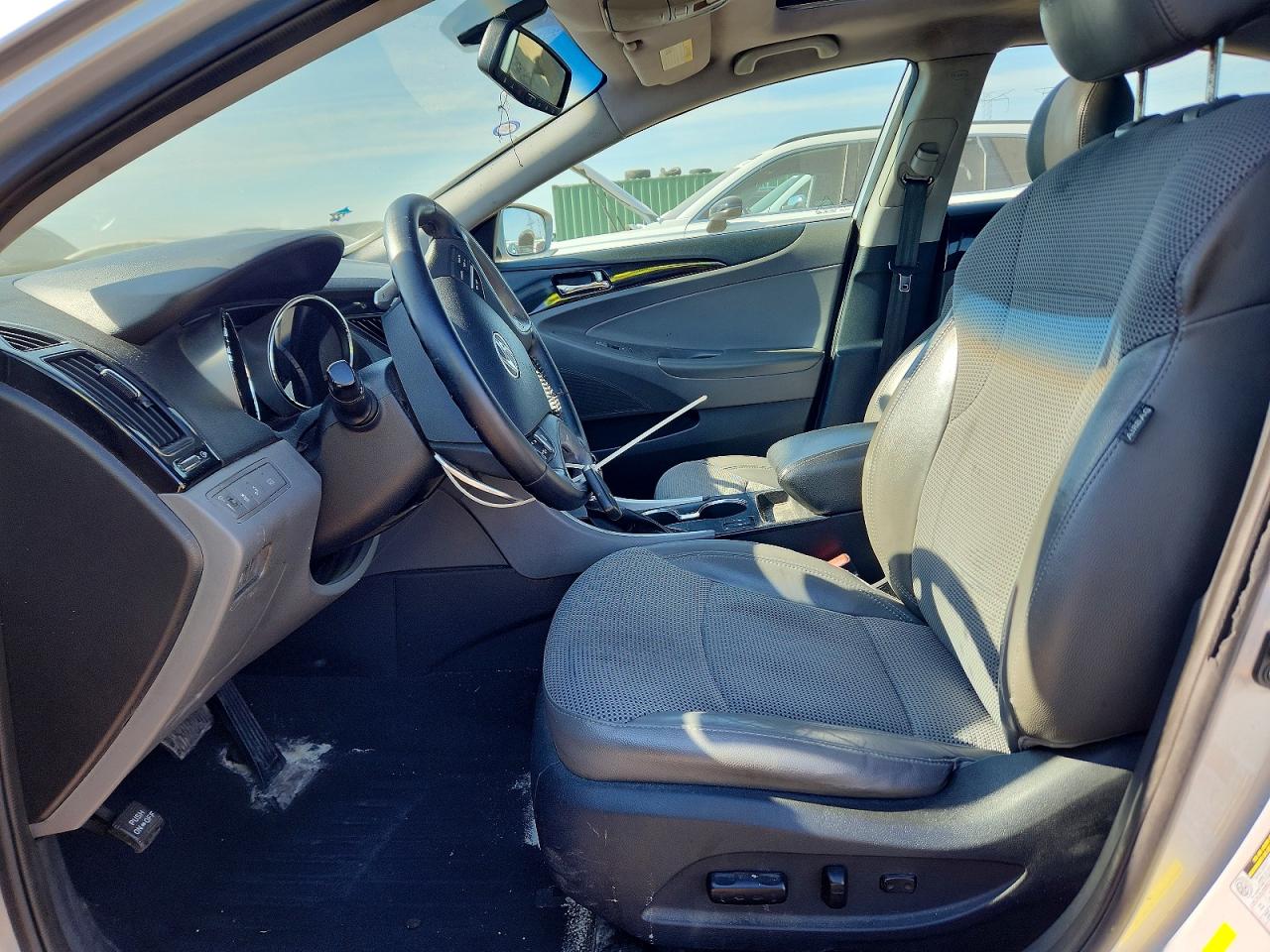 2014 HYUNDAI SONATA SE photo 7