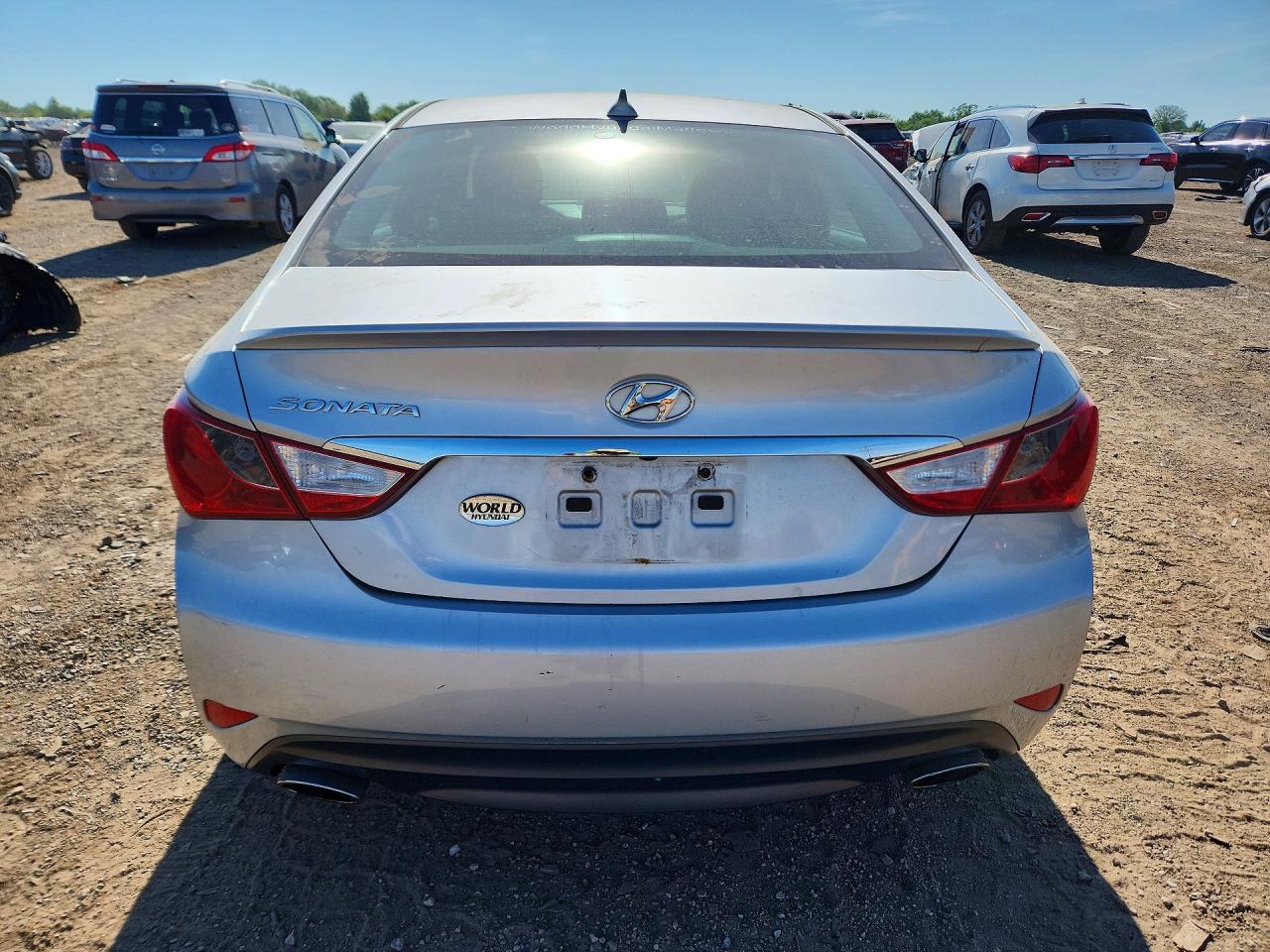 2014 HYUNDAI SONATA SE photo 6